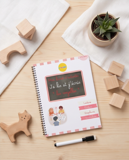Mon livret d’activités Montessori : “Je lis et j'écris : les voyelles”